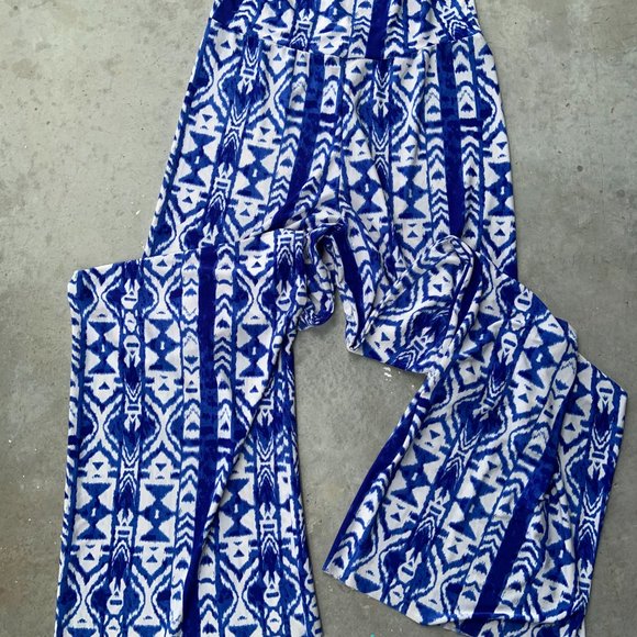 Stretchy Blue and White Pattern Flare Bell Bottom Wide Leg Lounge / Yoga pant - Picture 6 of 6